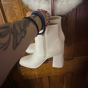 & Other Stories White Heeled Boots
